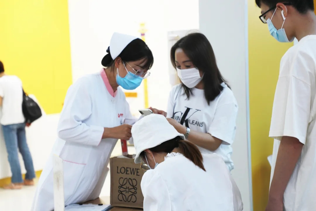 免掛號費、診查費，送健康卡……他們紛紛為這項暖心服務(wù)點贊！