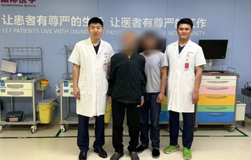高危！心跳“爆表”暈厥6次 “護(hù)心”團(tuán)隊為他逆天改命